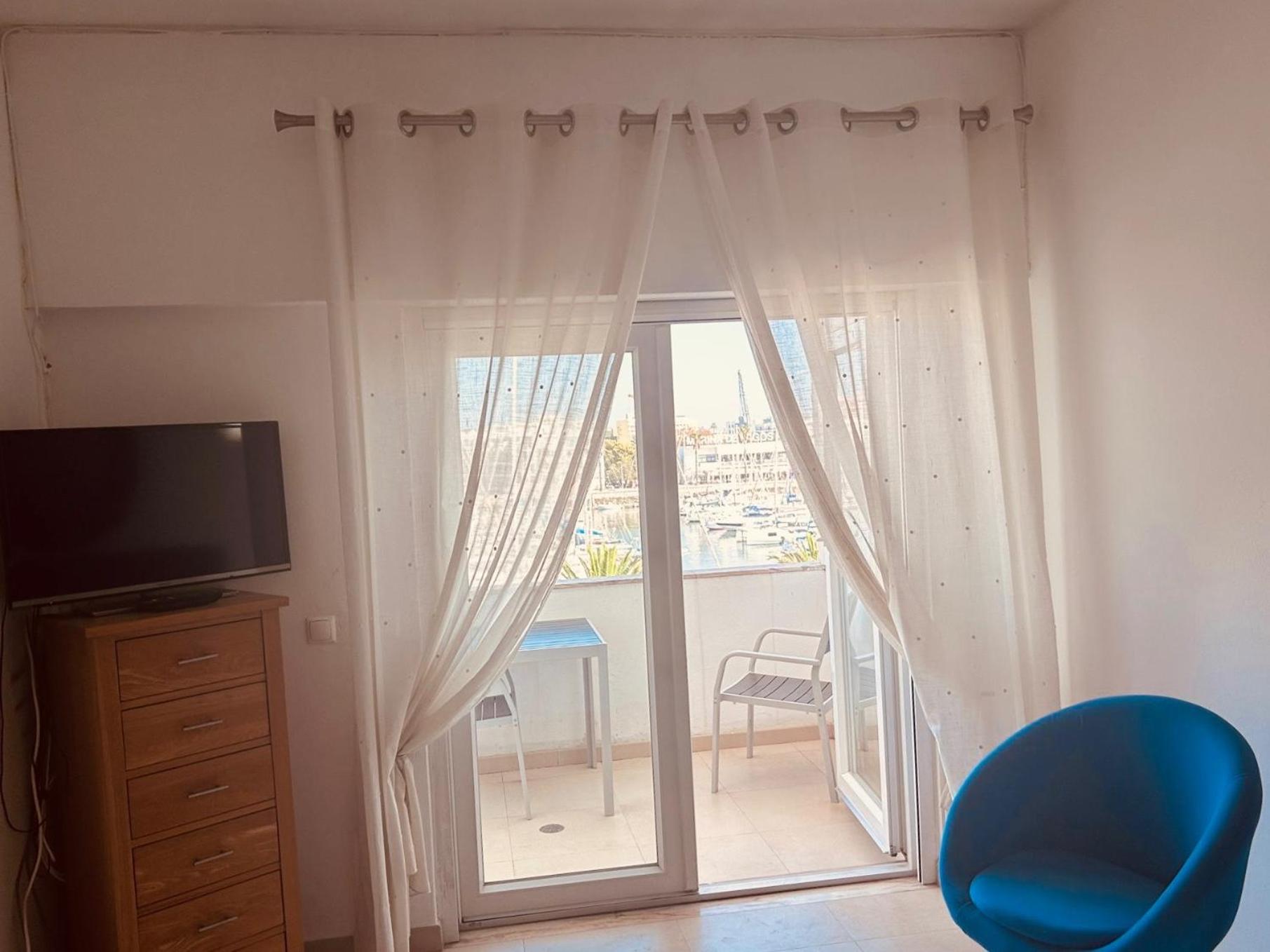 Lagos Main Avenue Studio With Marina View Balcony Eksteriør billede